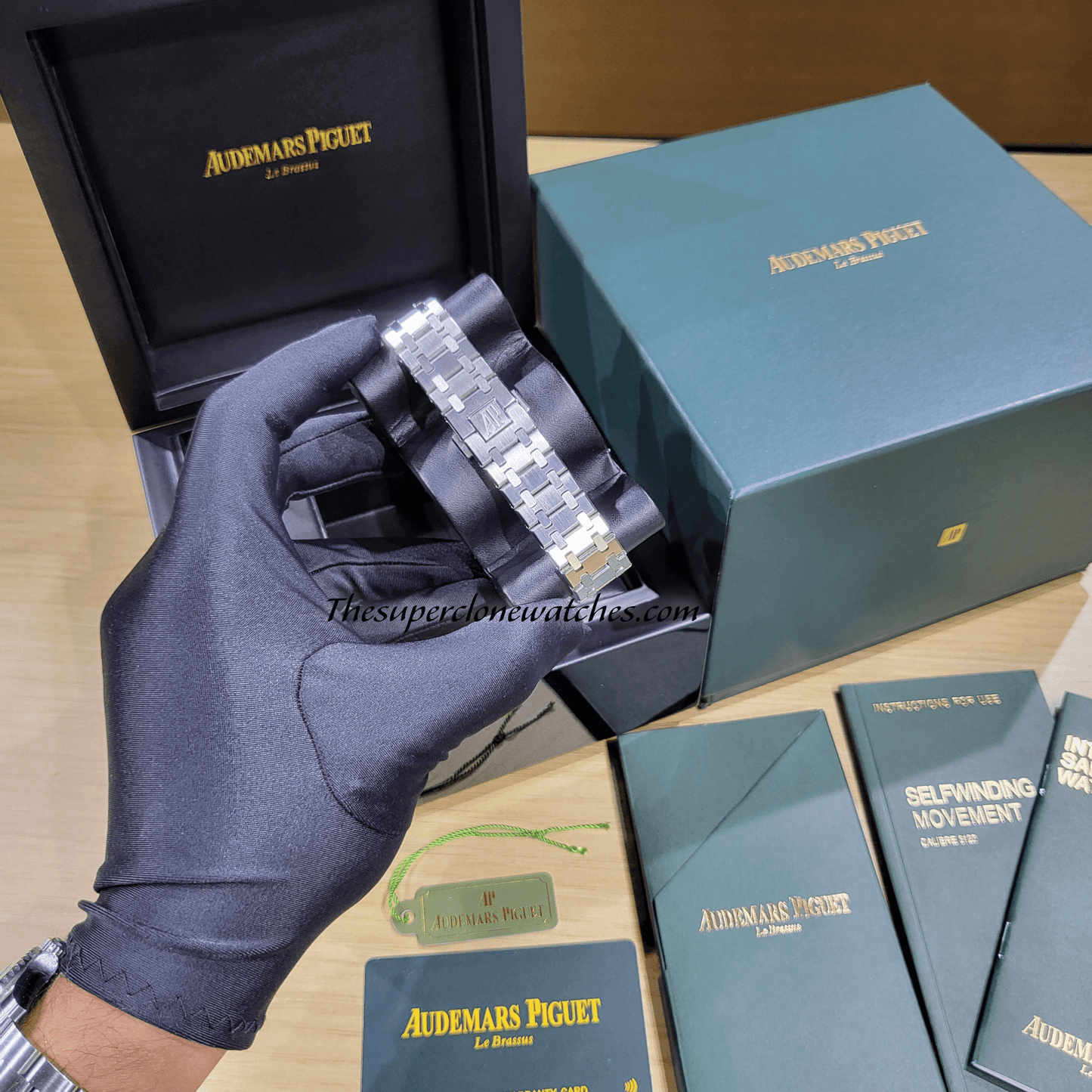 Audemars Piguet Royal Oak Jumbo Extra-Thin Platinum Smoked Green Dial Exact 1:1 Super Clone 2121 Swiss Movement Replica Watch