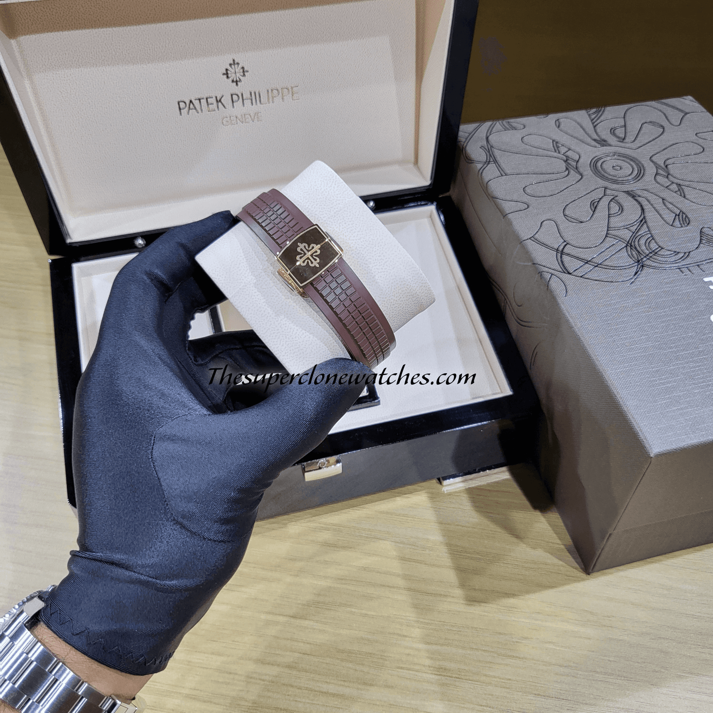 Patek Philippe Aquanaut Super Clone