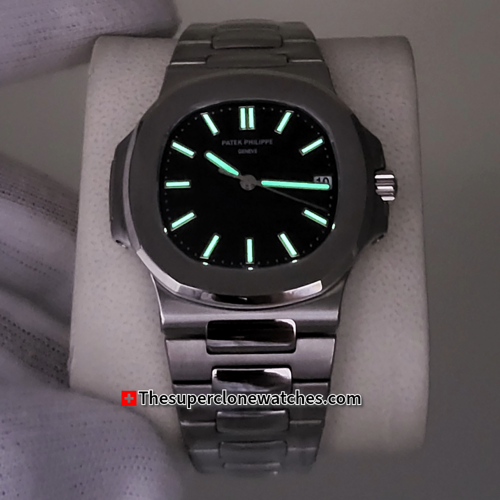 Patek Philippe Nautilus Stainless Steel 5711/1A Black Dial Exact 1:1 Super Clone 26-330 S C Swiss Movement Replica Watch