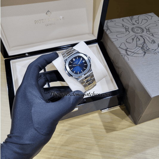 Patek Philippe Nautilus White Gold 5811/1G-001 Sunburst Blue Dial Exact 1:1 Super Clone 26-330 S C Swiss Movement Replica Watch