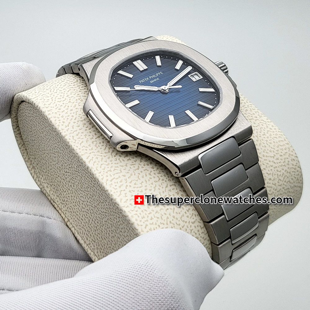 Patek Philippe Nautilus White Gold 5811/1G-001 Sunburst Blue Dial Exact 1:1 Super Clone 26-330 S C Swiss Movement Replica Watch