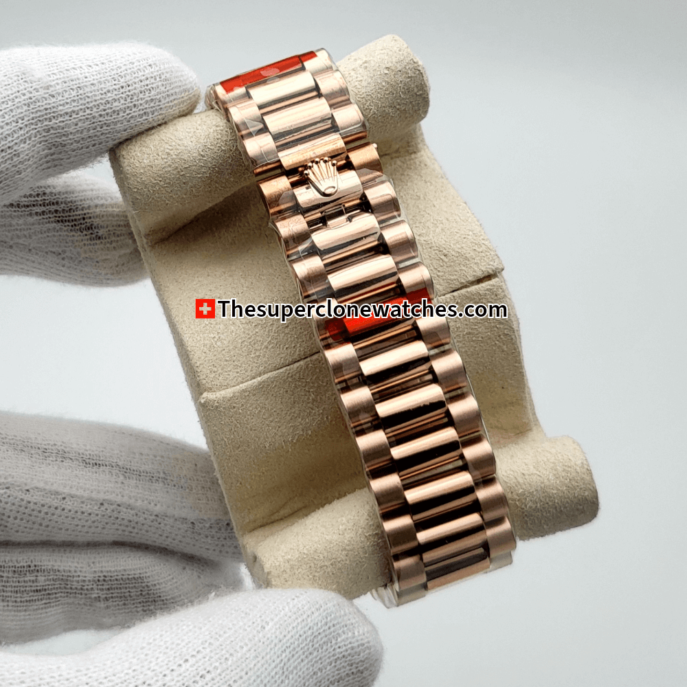 Rolex Day-Date Everose Gold Olive Green Dial Exact 1:1 Super Clone 3255 Swiss Movement Replica Watch Ref-228235