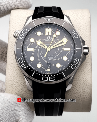 Omega Seamaster Diver 300M 007 James Bond Edition Steel On Rubber Strap Black Dial Exact 1:1 Super Clone 8800 Swiss Movement Replica Watch