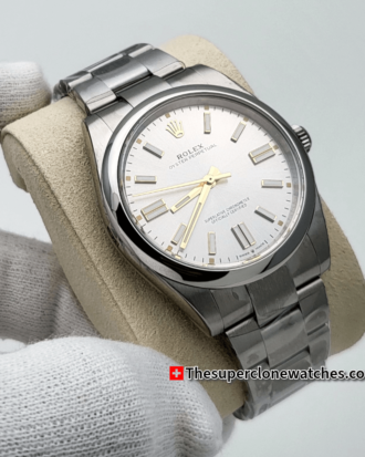 Rolex Oyster Perpetual Silver Dial Exact 1:1 Super Clone 3230 Swiss Movement Replica Watch Ref-124300