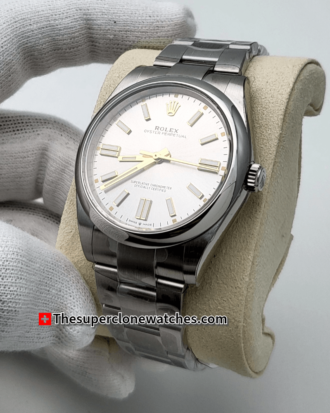 Rolex Oyster Perpetual Silver Dial Exact 1:1 Super Clone 3230 Swiss Movement Replica Watch Ref-124300