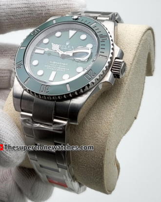 Rolex Submariner Hulk Date Green Dial Exact 1:1 Super Clone 3135 Swiss Movement Replica Watch Ref-116610LV